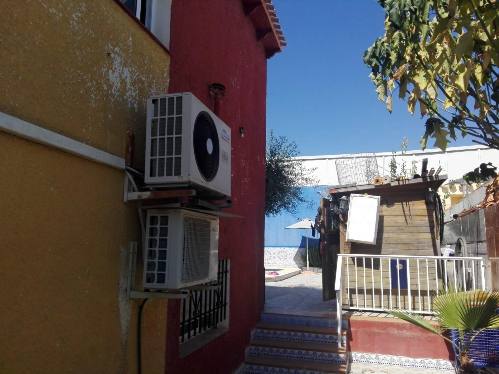 OPORTUNIDAD PUNTA PRIMA DEBAJO DE CARRETERA : 3 HAB , PISCINA