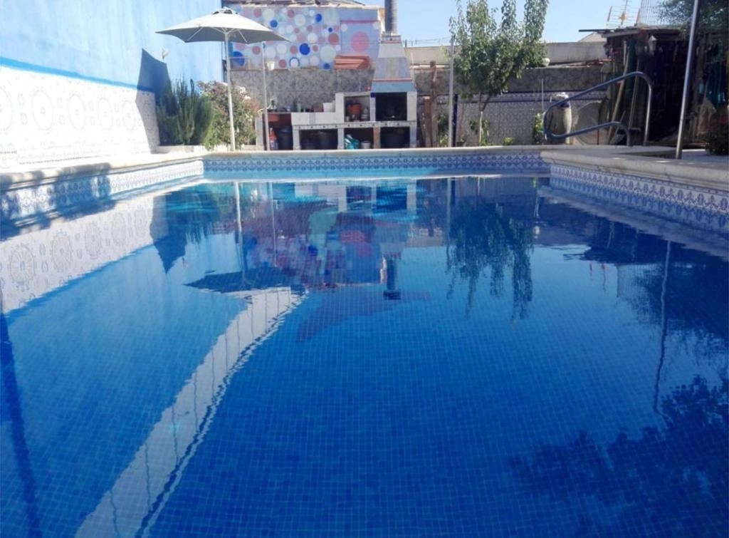 OPORTUNIDAD PUNTA PRIMA DEBAJO DE CARRETERA : 3 HAB , PISCINA