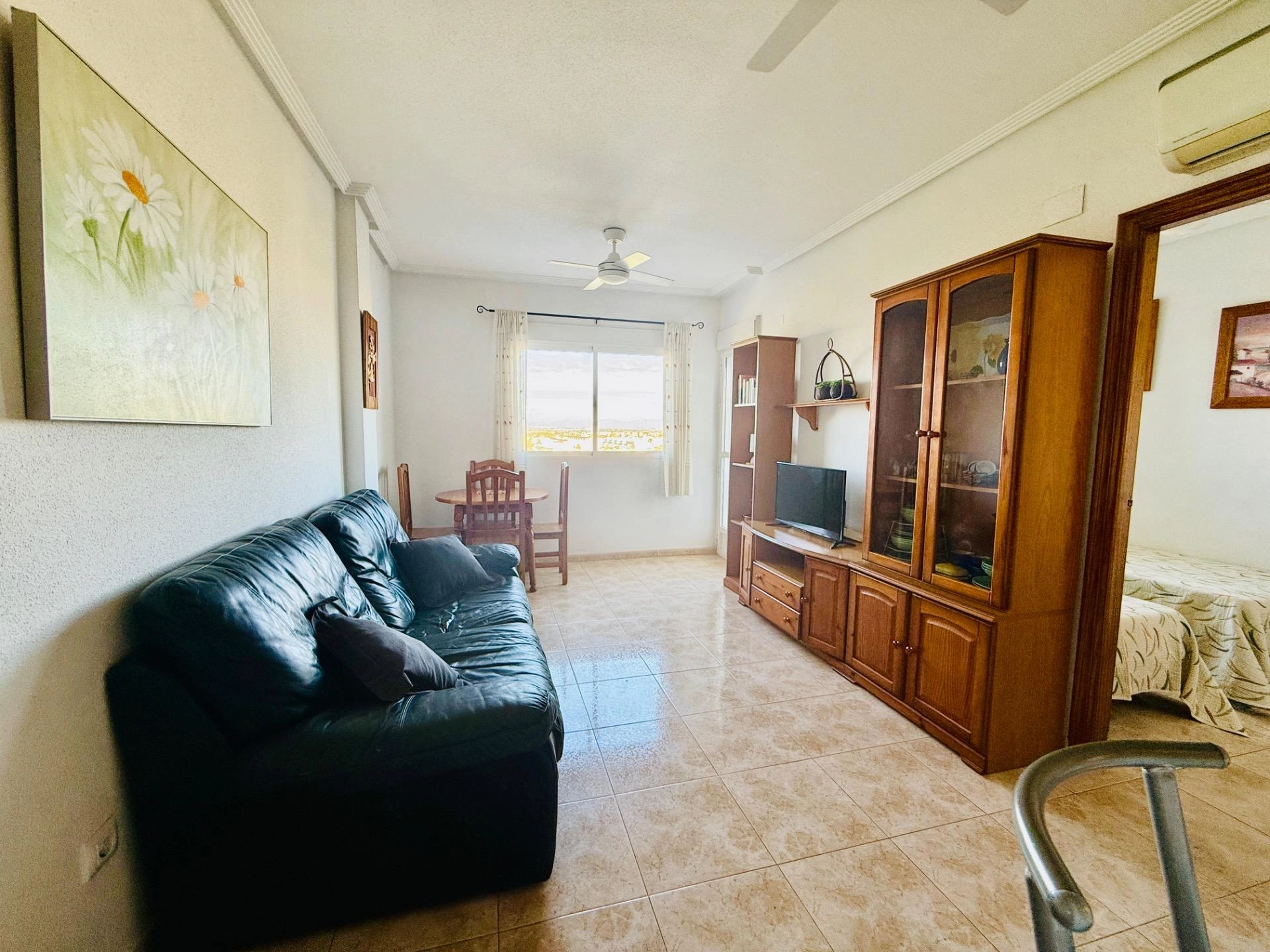 MAGNIFICO APARTAMENTO DE 2 HABITACIONES CON VISTAS PANORÁMICAS Y PISCINA EN ZONA NACIONES!!