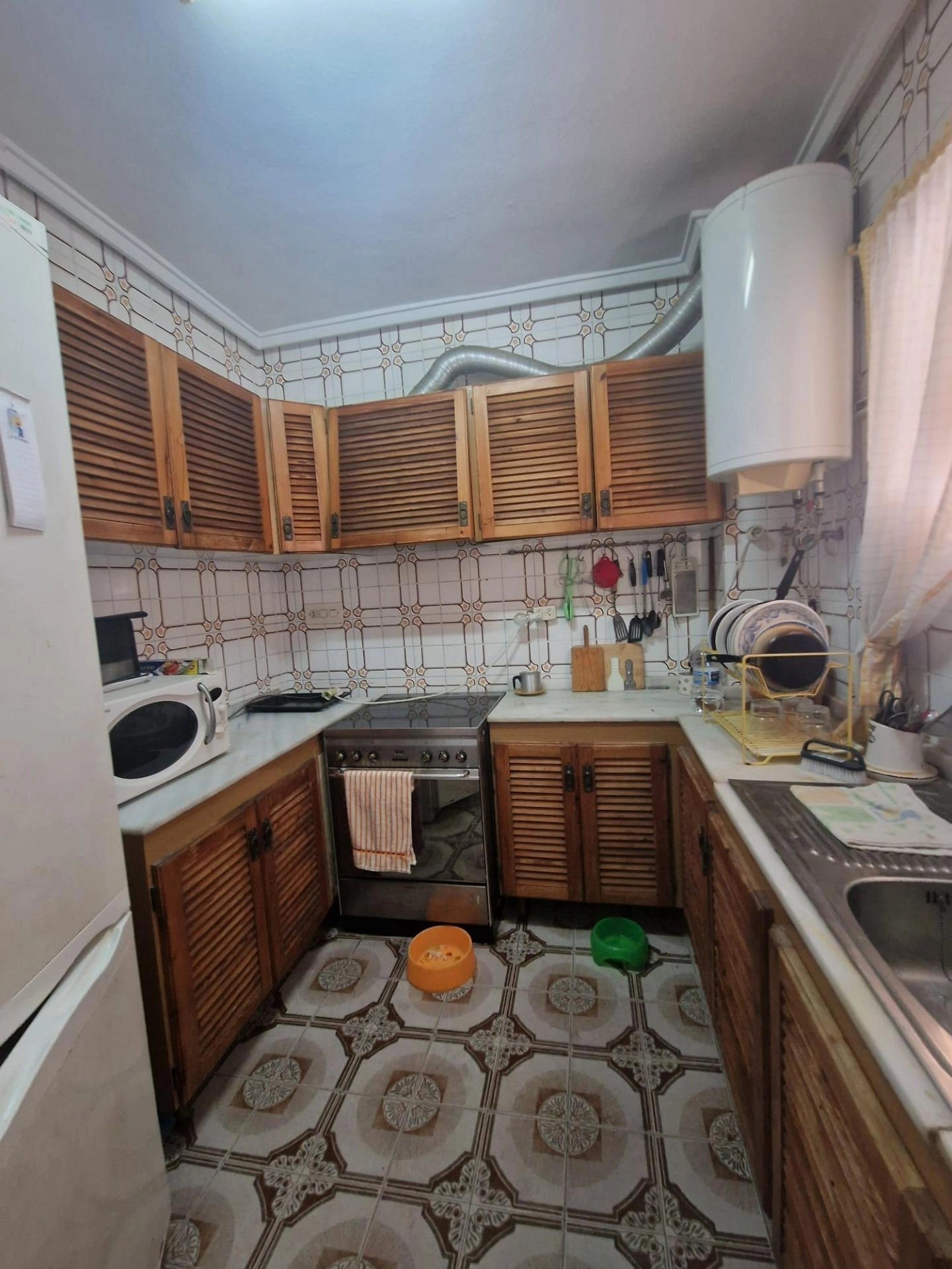 TORREVIEJA APARTAMENTO 3 HABS MUY AMPLIO EN PLENO CENTRO 169.000€