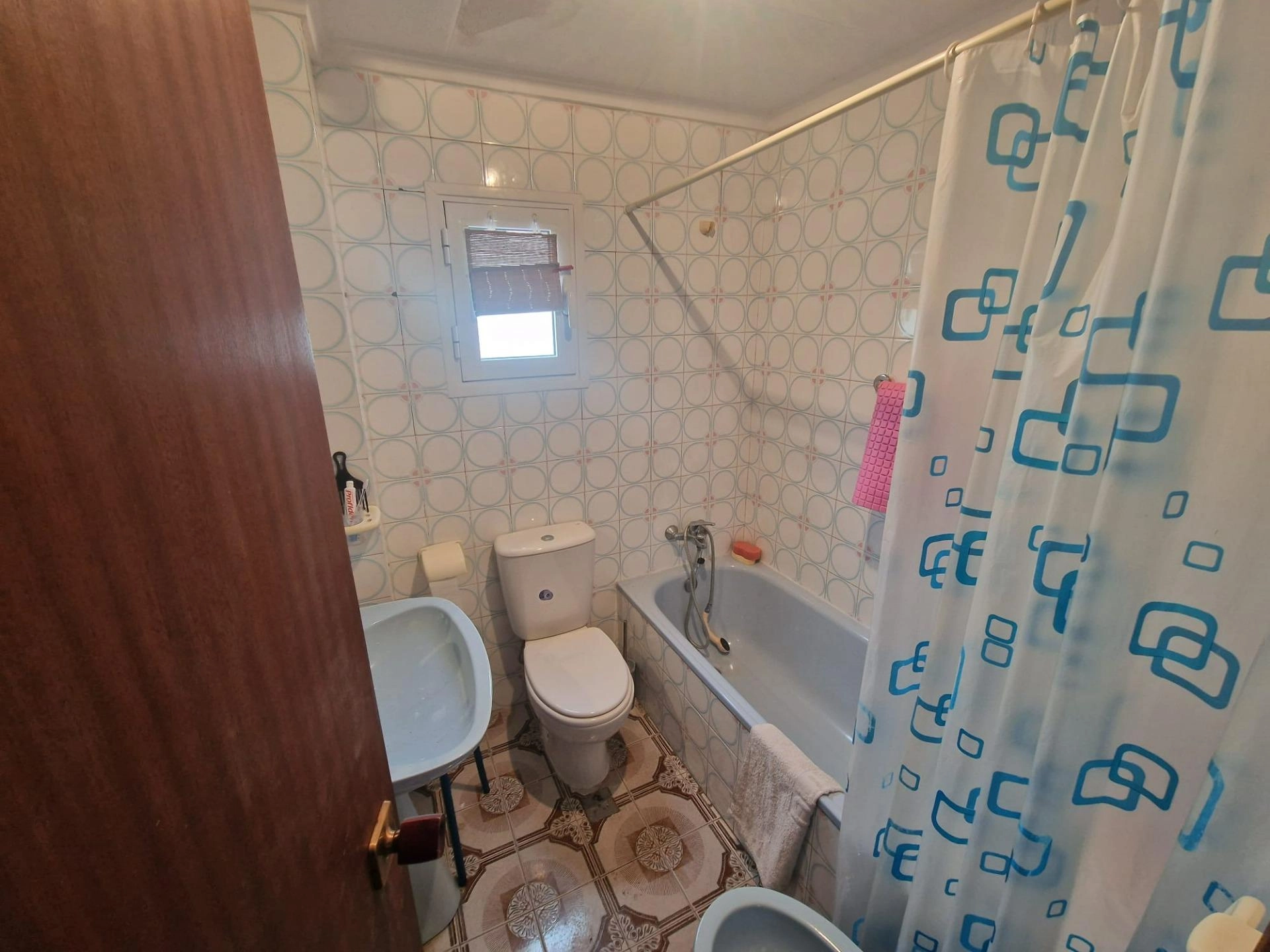 TORREVIEJA APARTAMENTO 3 HABS MUY AMPLIO EN PLENO CENTRO 169.000€
