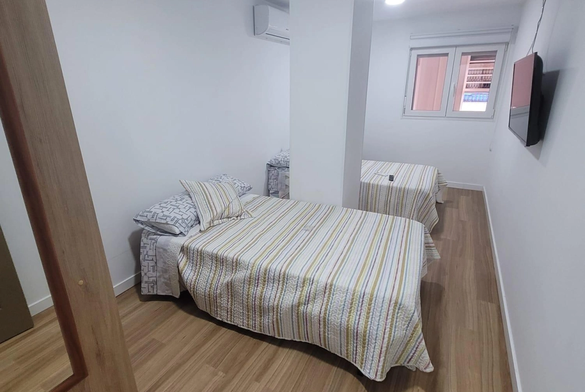 REF: 0-A43393 FANTASTICO APARTAMENTO DE 4 HABS Y 3 BAÑOS PLAYA DEL CURA 167.000€