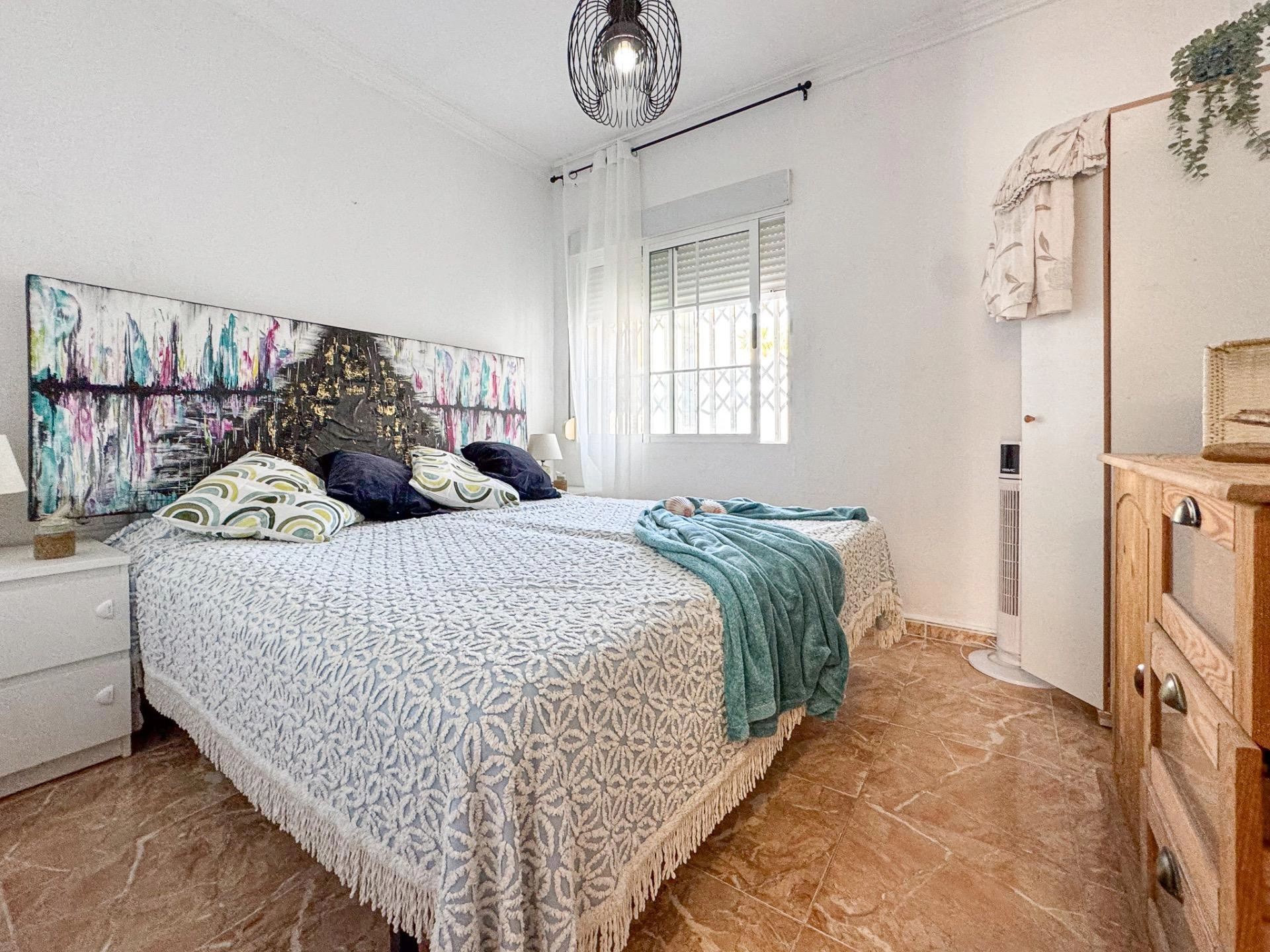 Frutales! Fantástico bungalow con amplia terraza y sin gastos de comunidad