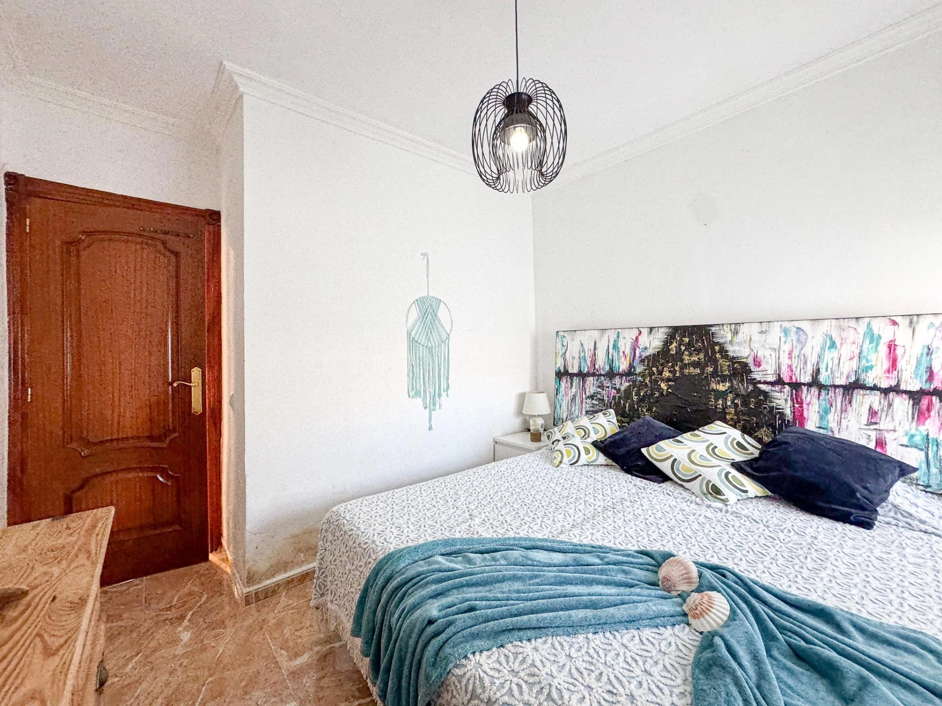 Frutales! Fantástico bungalow con amplia terraza y sin gastos de comunidad