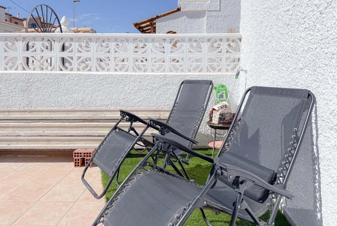 Frutales! Fantástico bungalow con amplia terraza y sin gastos de comunidad